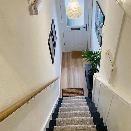 Elegant 2 Bedroom Flat In Dartford - Kent Exterior photo