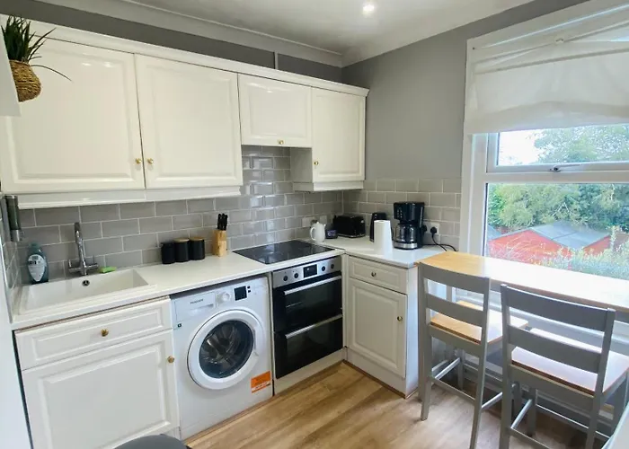 Elegant 2 Bedroom Flat In Dartford - Kent