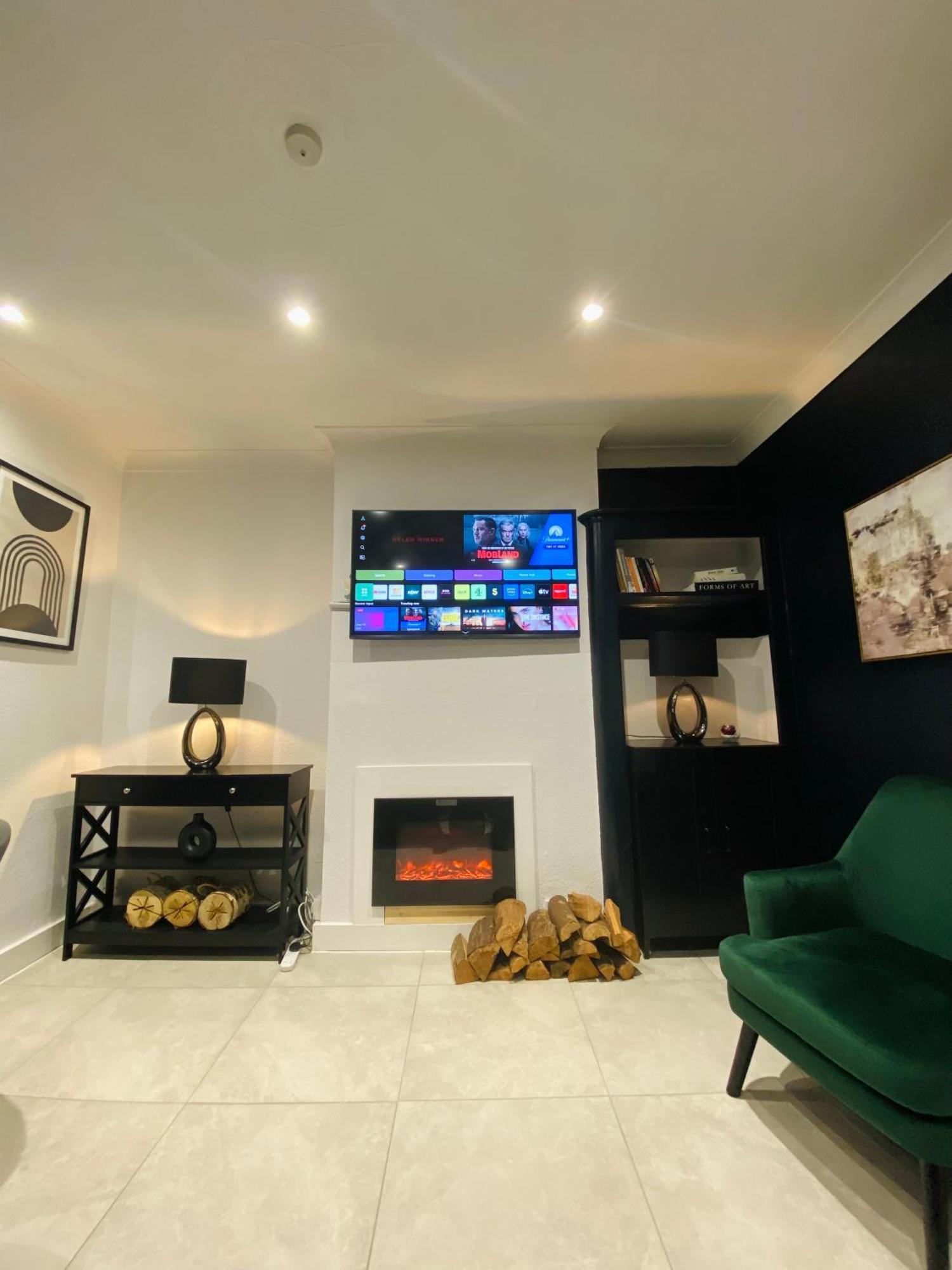 Elegant 2 Bedroom Flat In - Kent Dartford